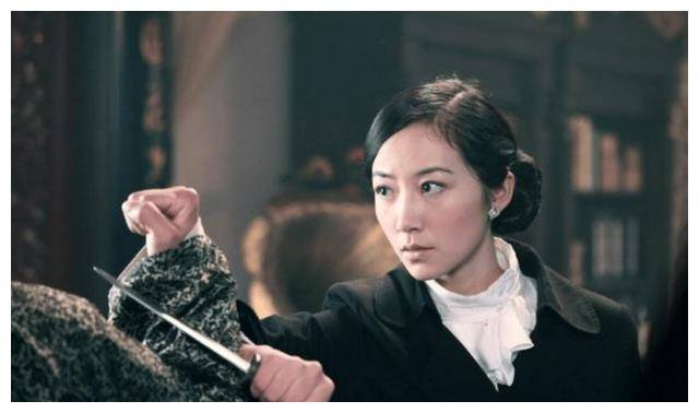 工刺杀毛主席反中我方“美男计”冰球突破1969年美国派女特(图3)